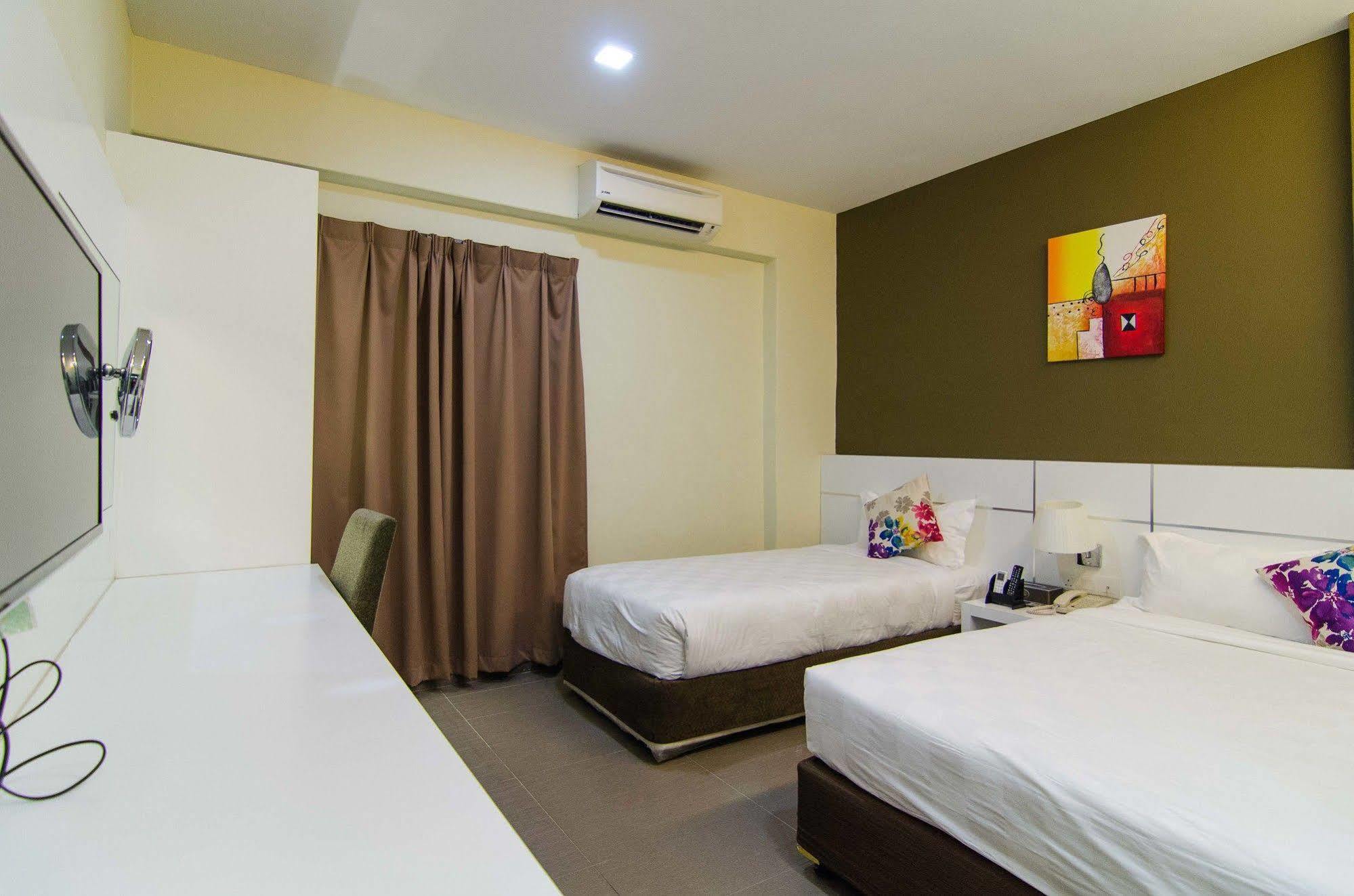 Hotel Mornington Bukit Permata Lumut Exterior foto